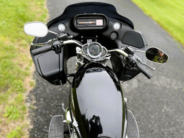 V-Rod® - Black Frame