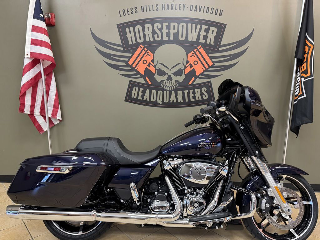 Street Glide®