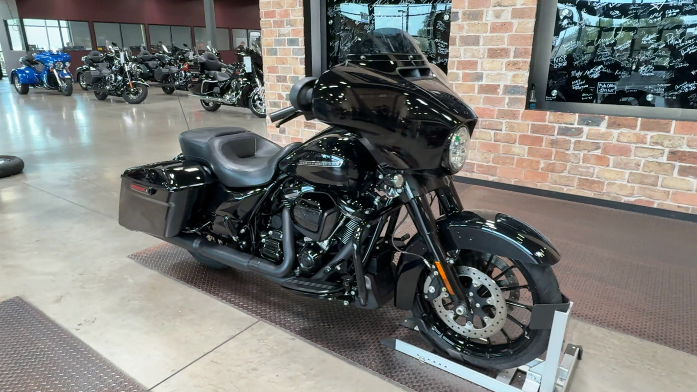 Street Glide® Special