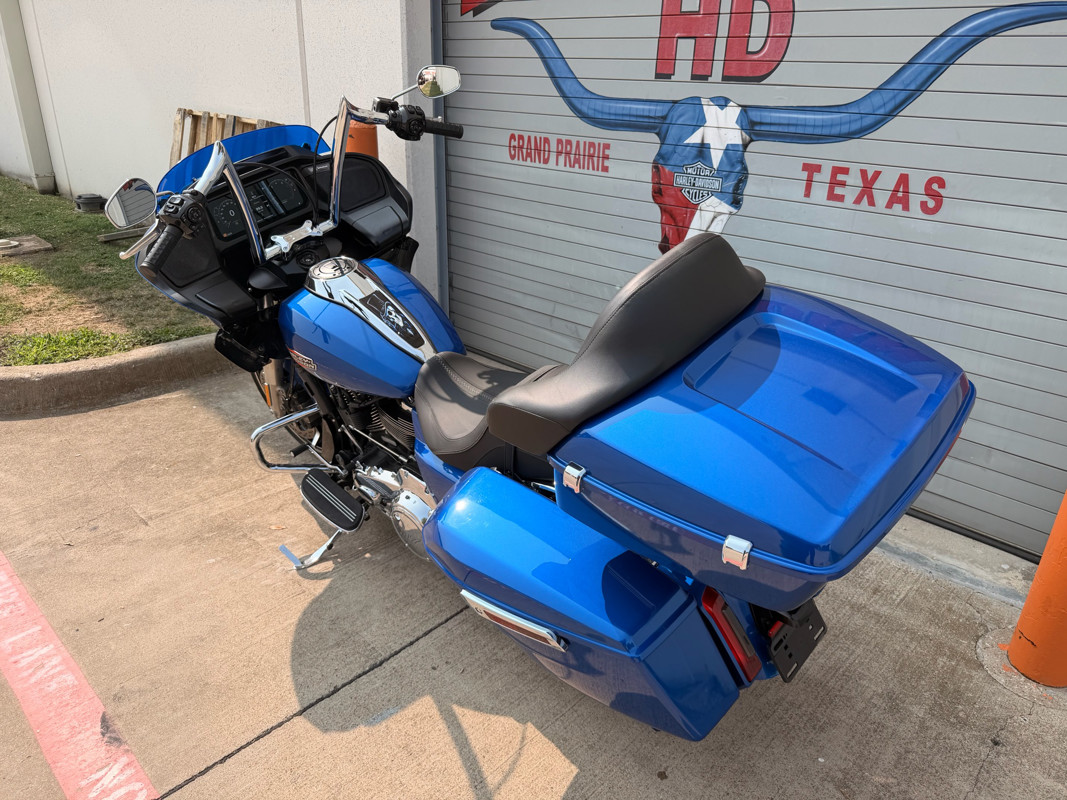 Road Glide®