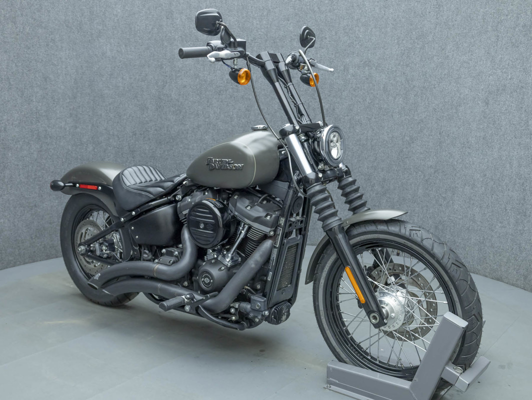 Softail® Street Bob®