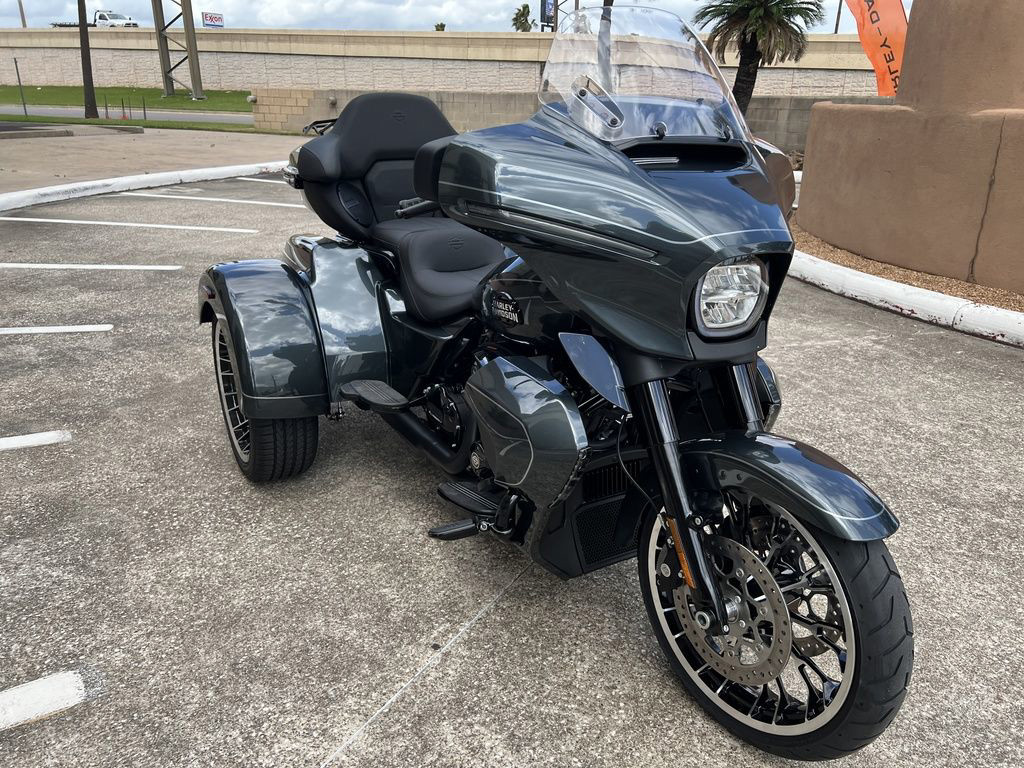 Street Glide® 3 Limited