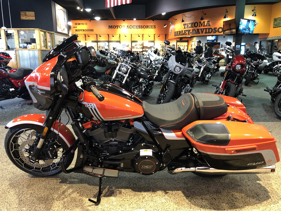 CVO® Street Glide®