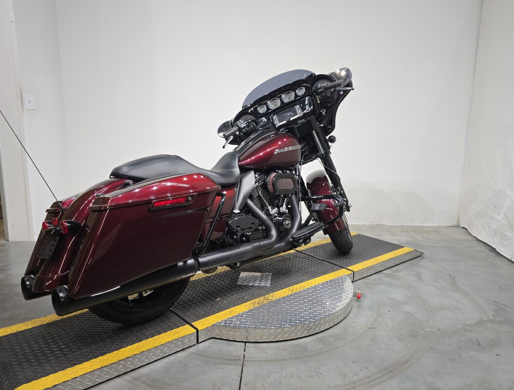 Street Glide® Special