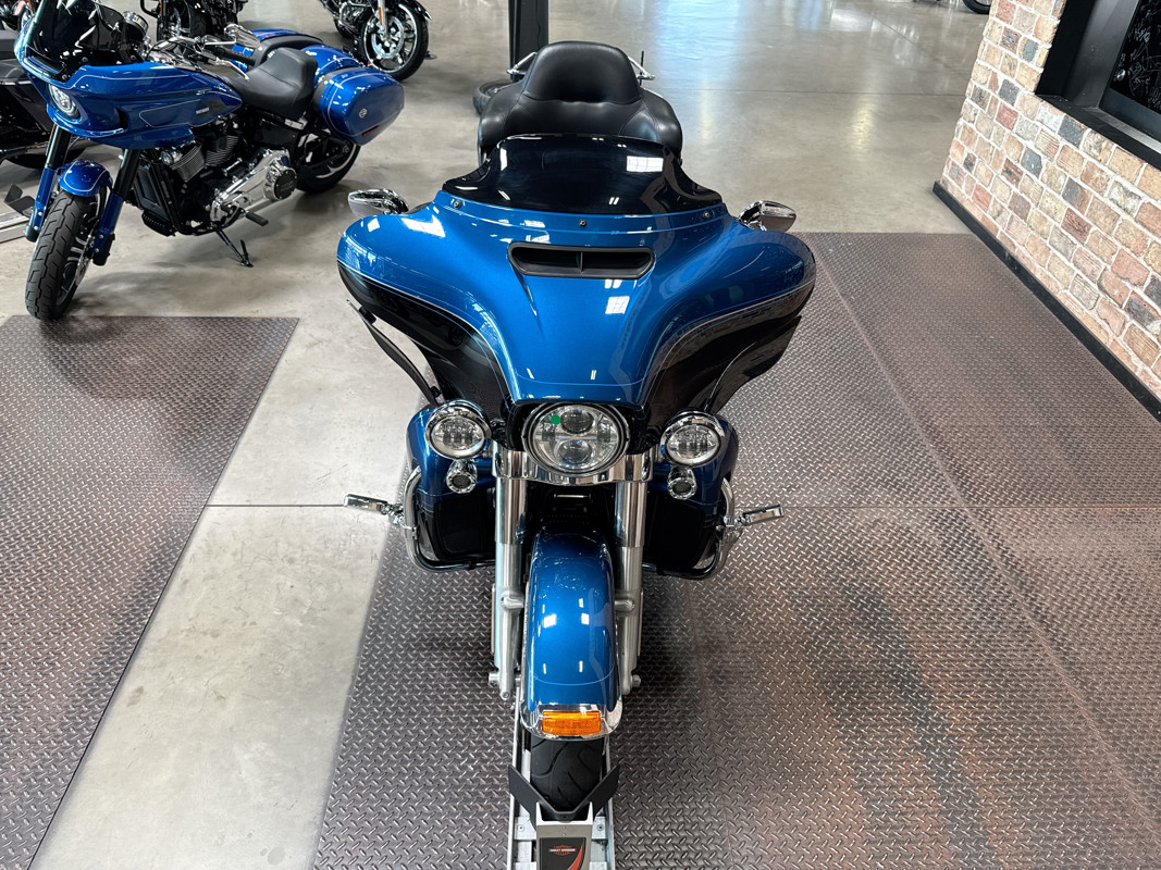 Electra Glide® Ultra® Limited 115th Anniversary