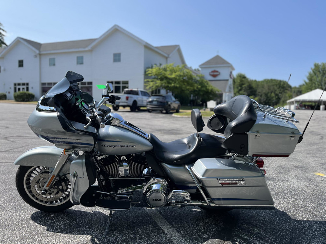 Road Glide® Ultra