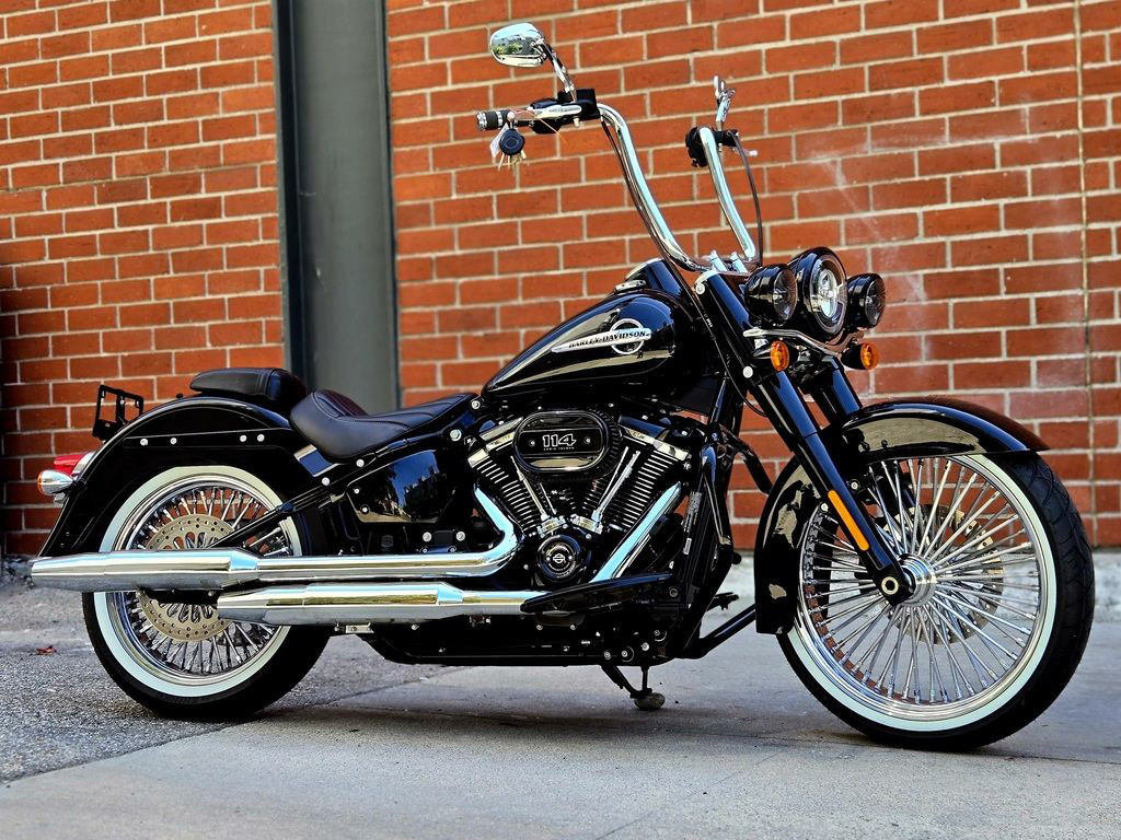 Softail® Heritage Classic 114