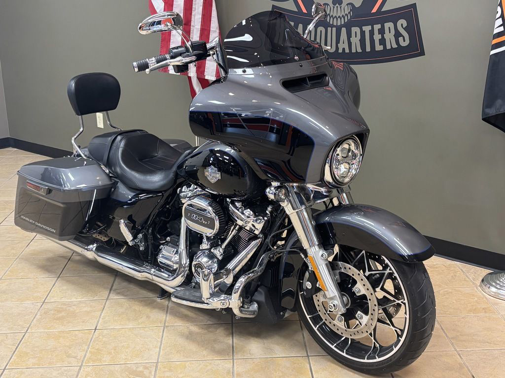 Street Glide® Special