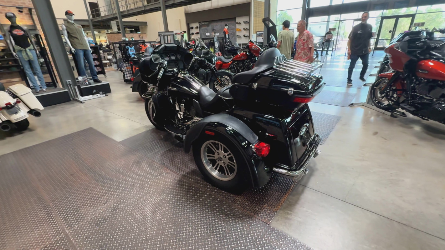 Tri Glide® Ultra Classic®