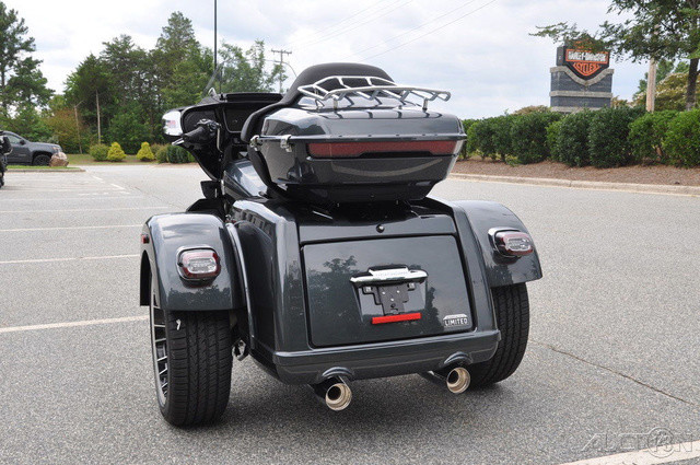 Street Glide® 3 Limited