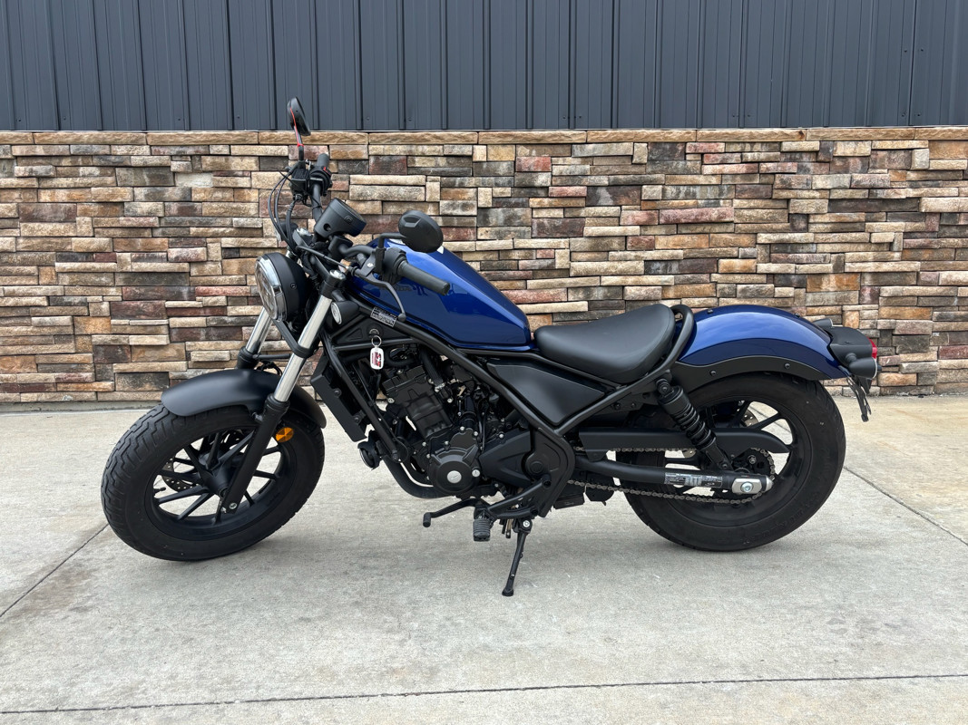 Rebel 300
