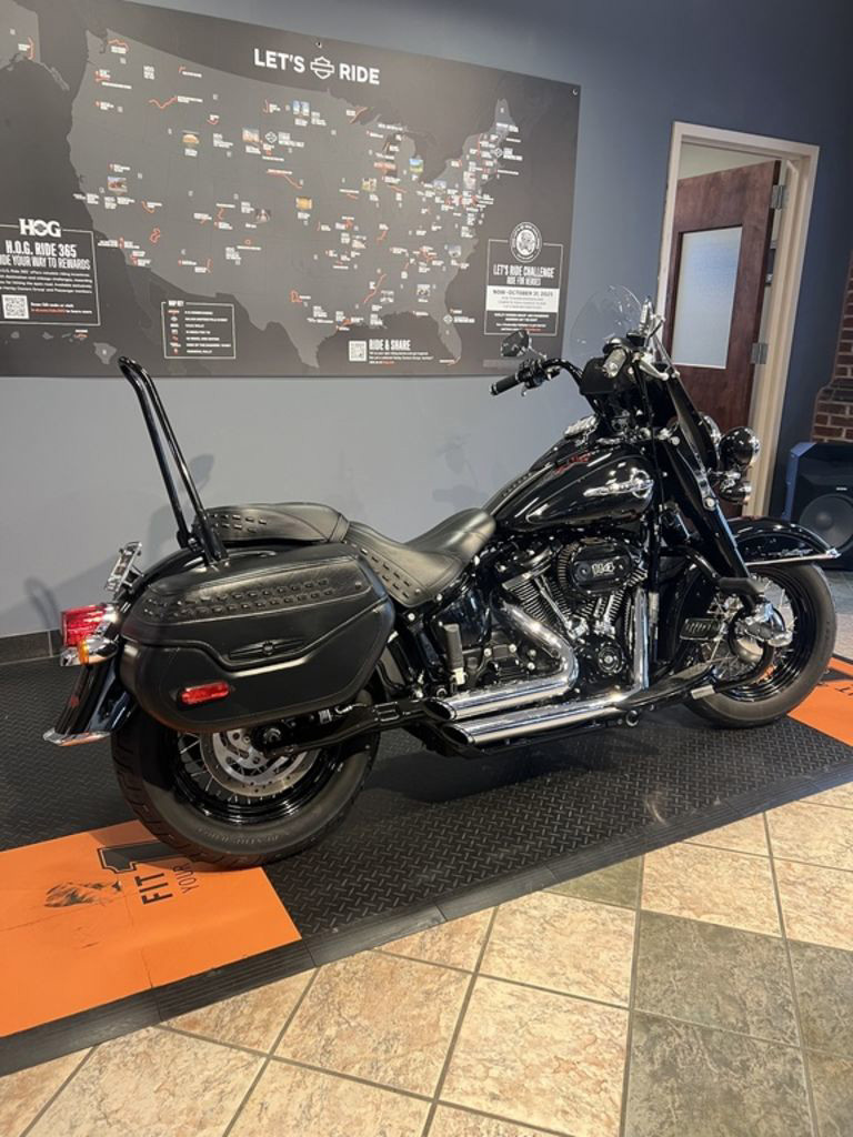 Softail® Heritage Classic 114