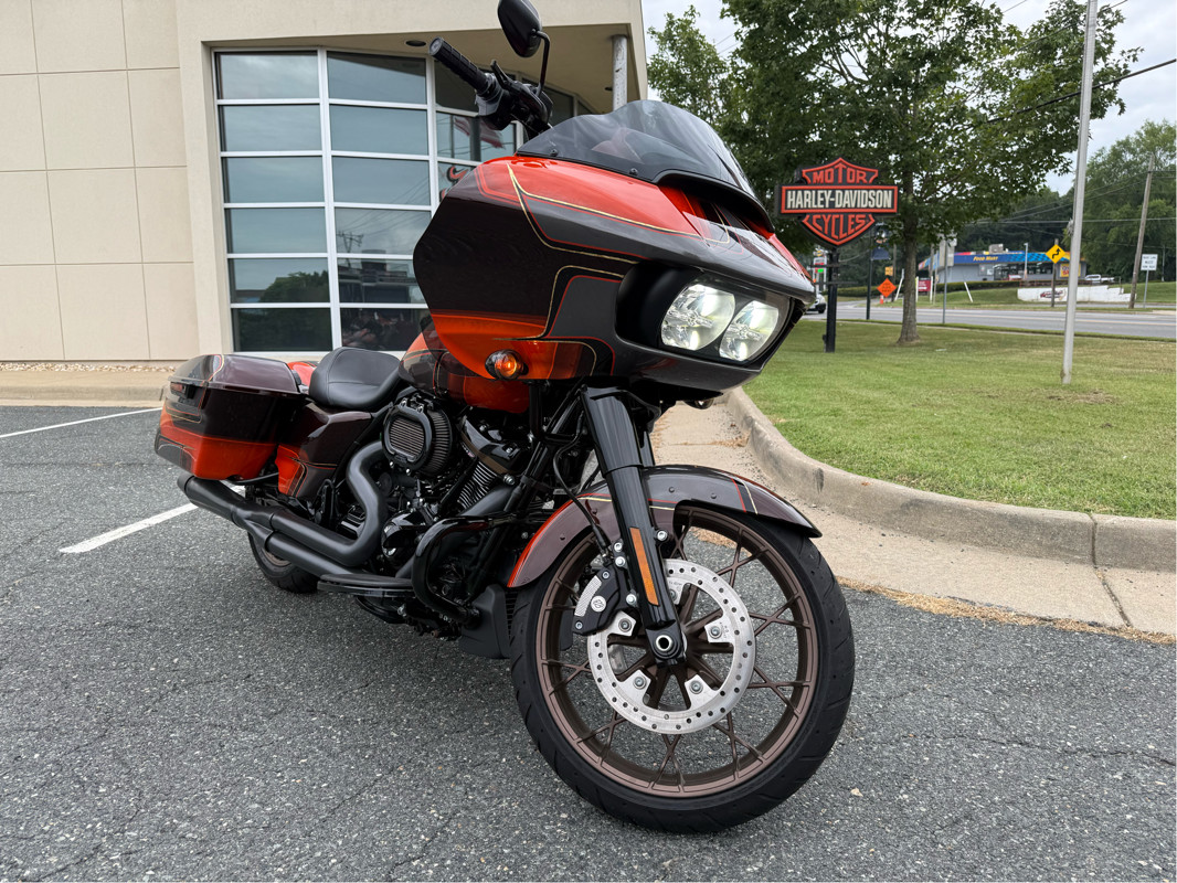 Road Glide® ST