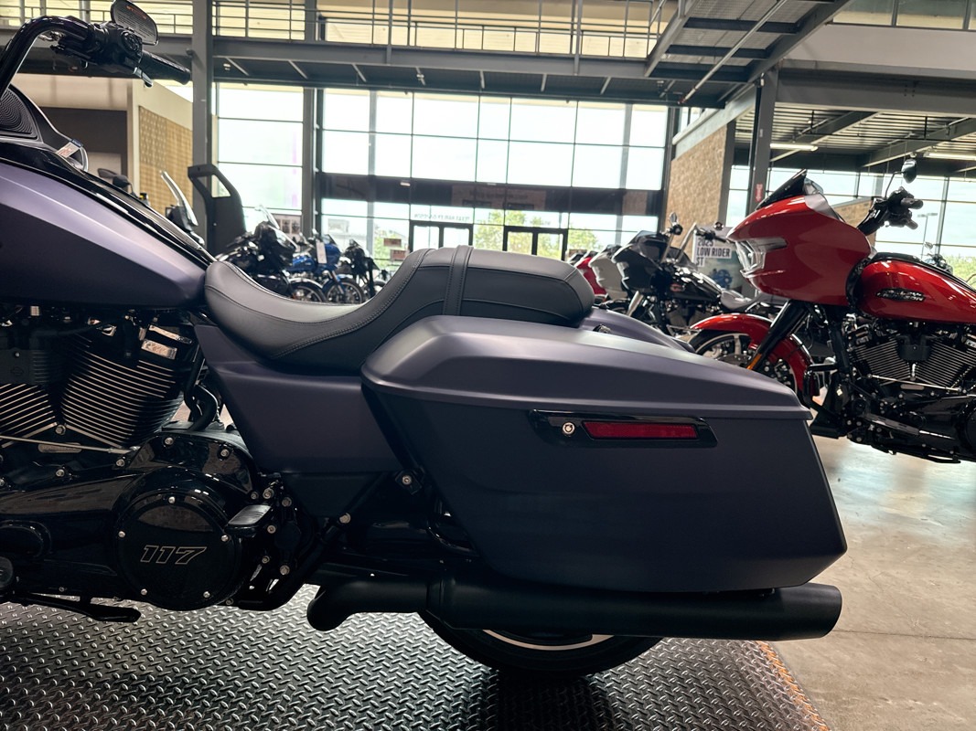 Road Glide®