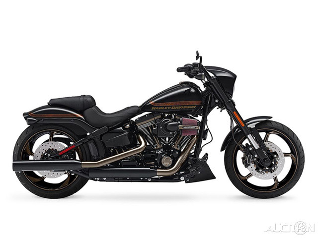 CVO® Pro Street Breakout®