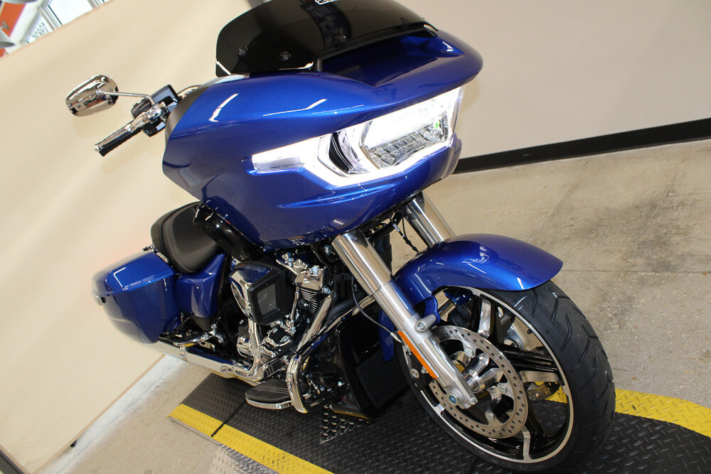 Road Glide®
