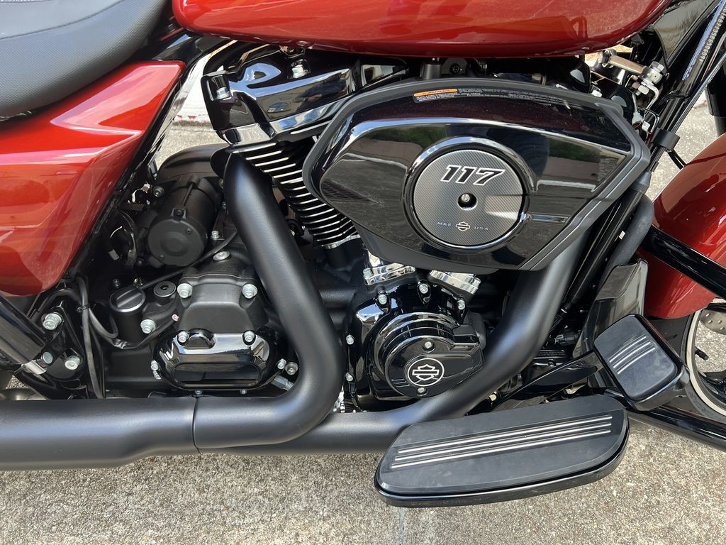 Street Glide®