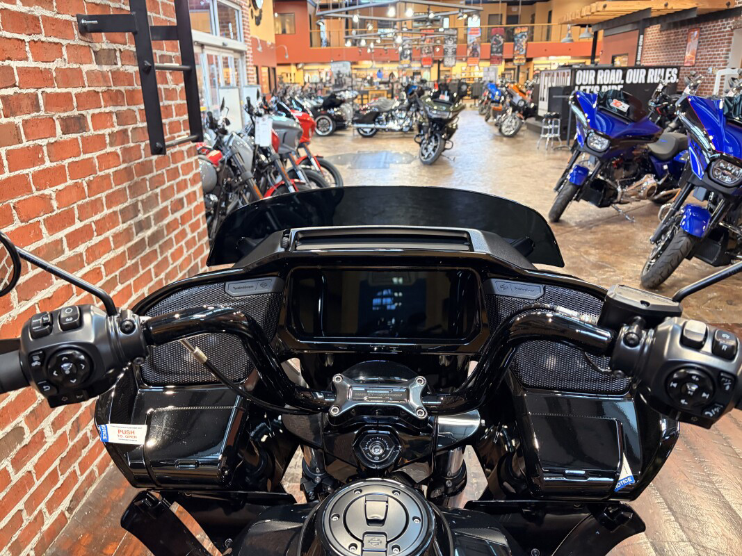 Road Glide® 3