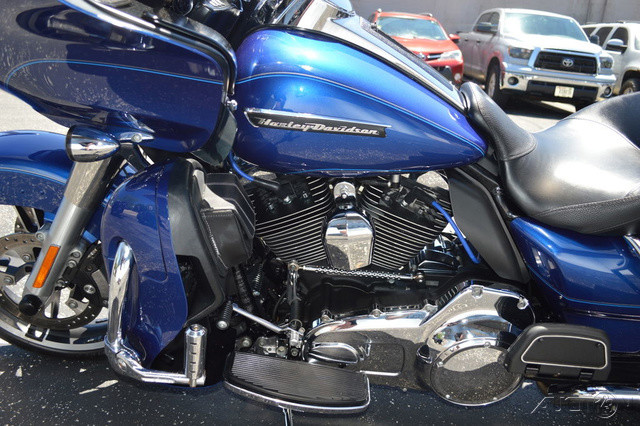 Road Glide® Ultra
