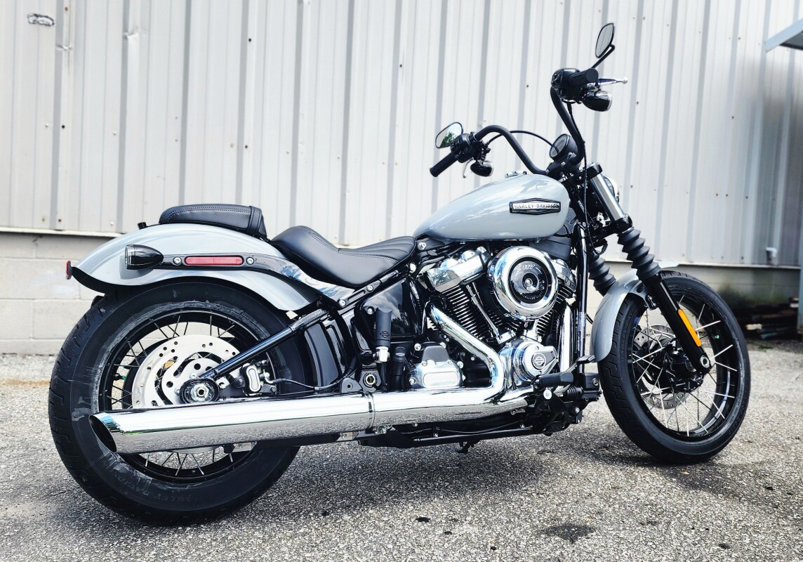 Street Bob®