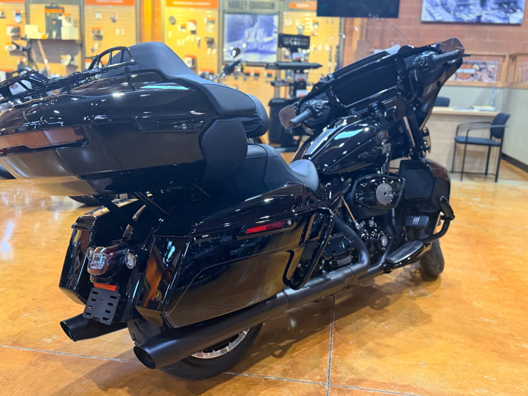 Street Glide® Limited