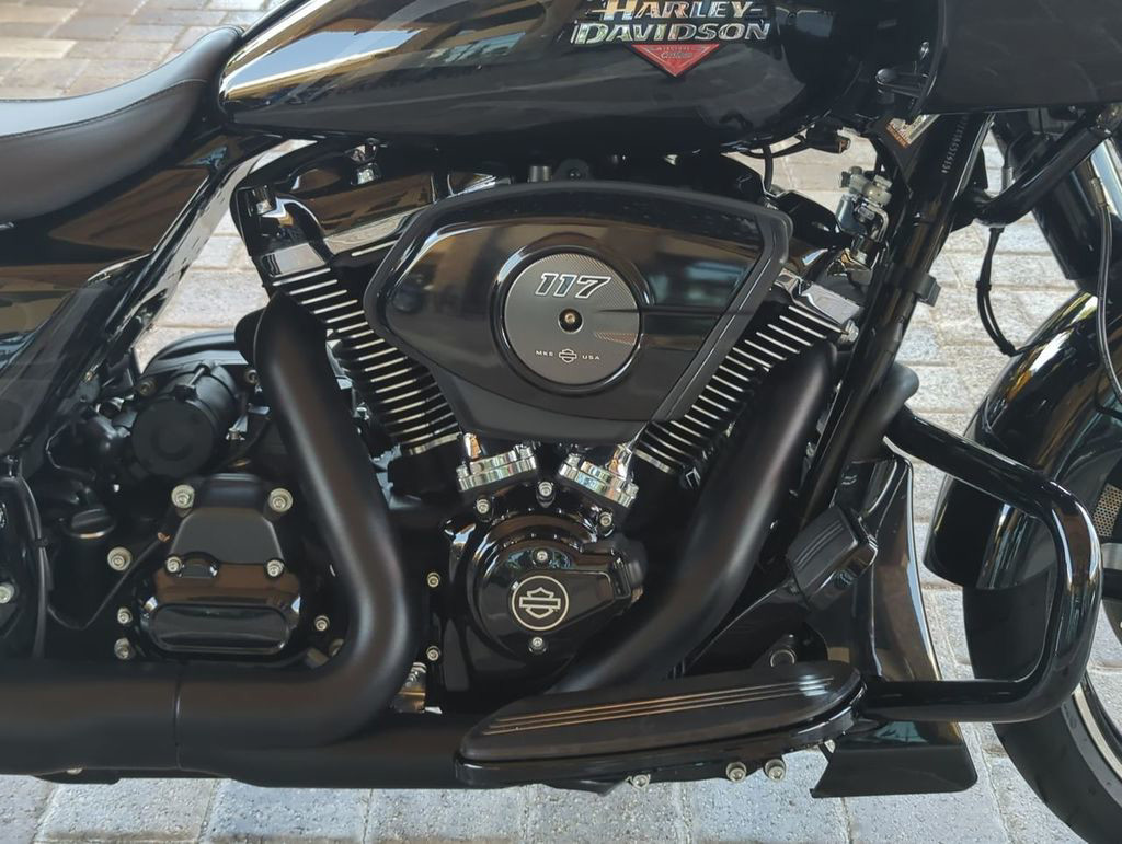 Road Glide®