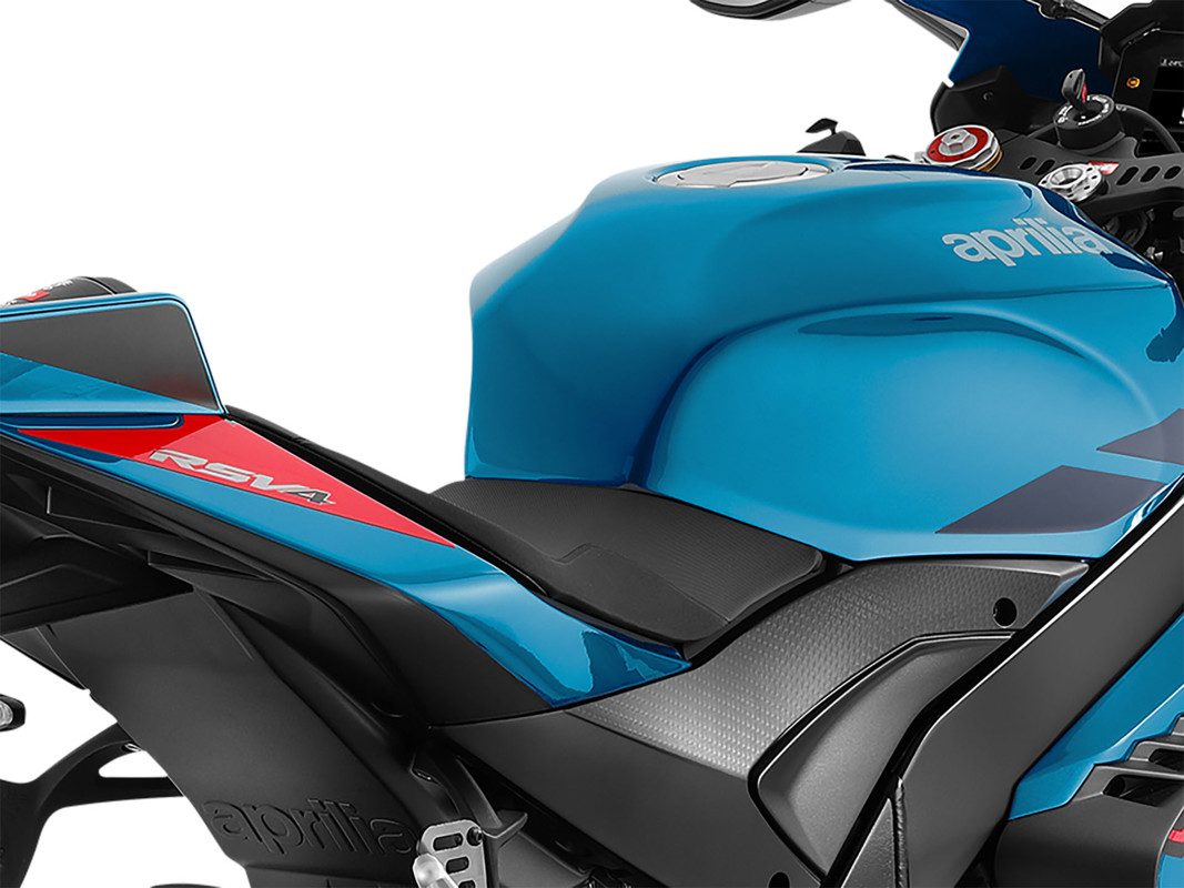 RSV4 1100