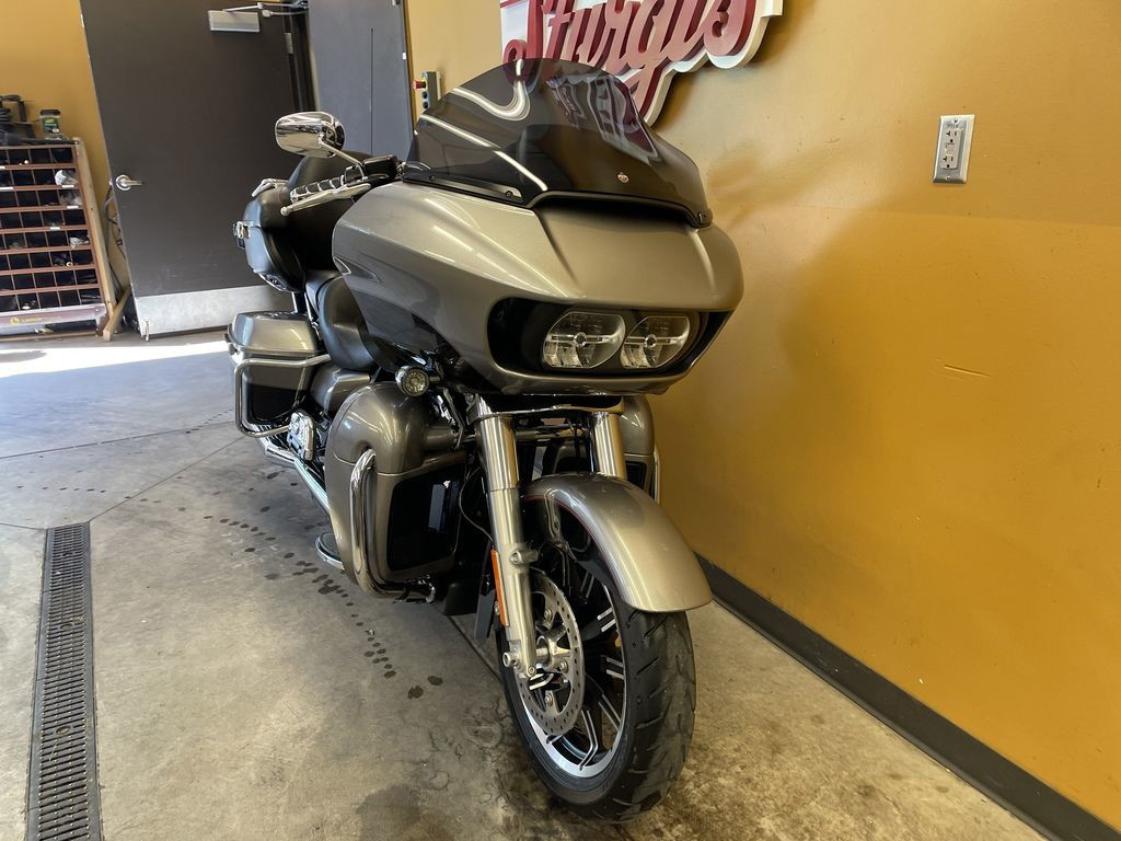 Road Glide® Ultra