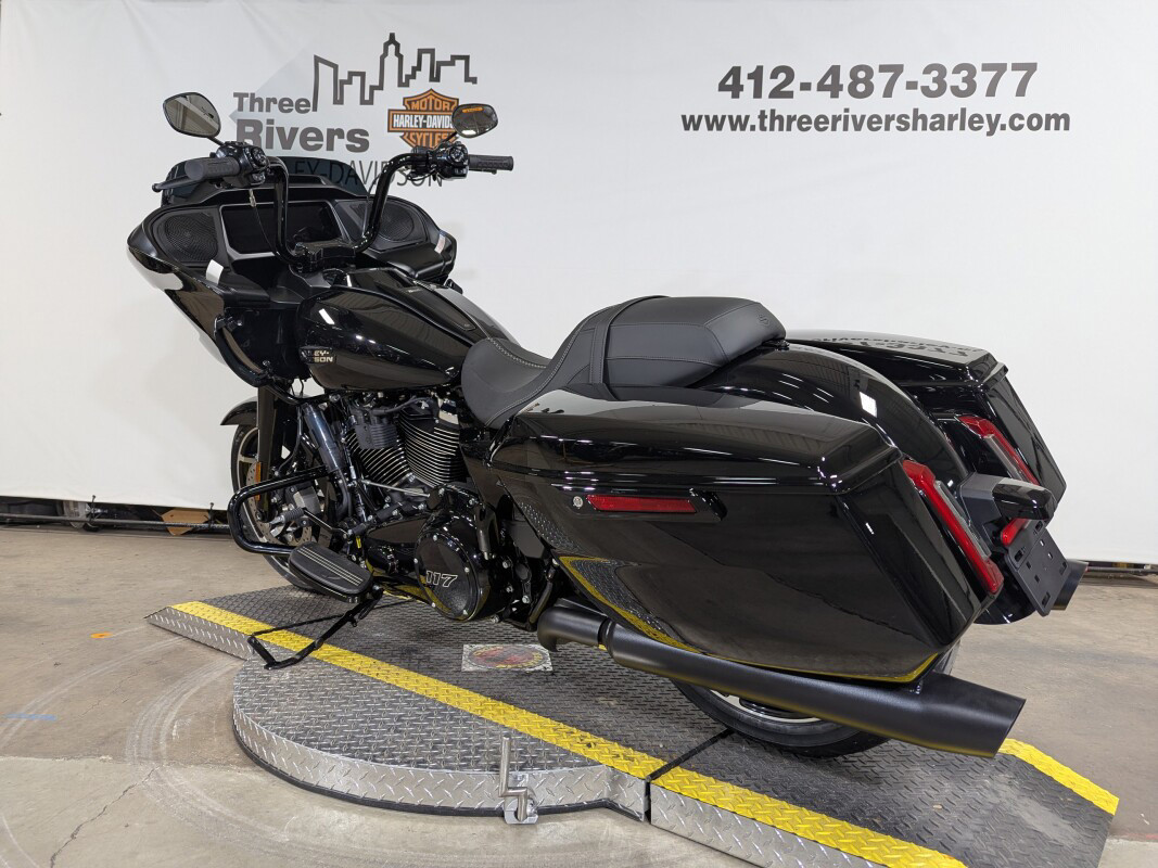 Road Glide®