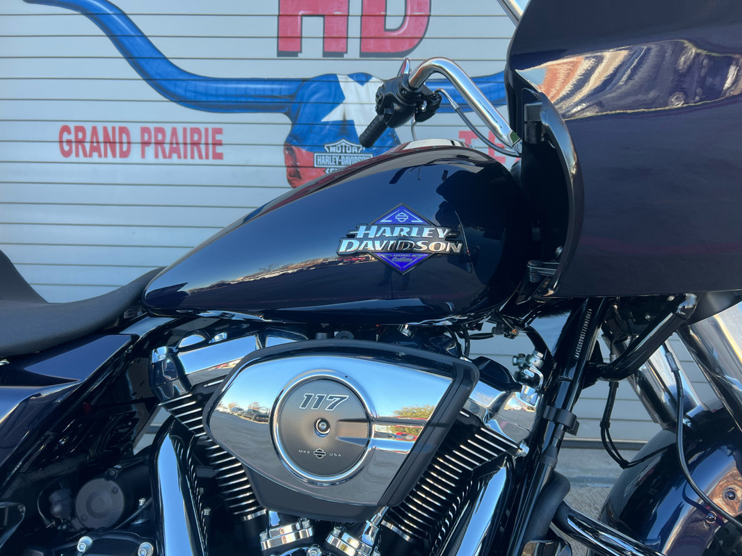 Road Glide®