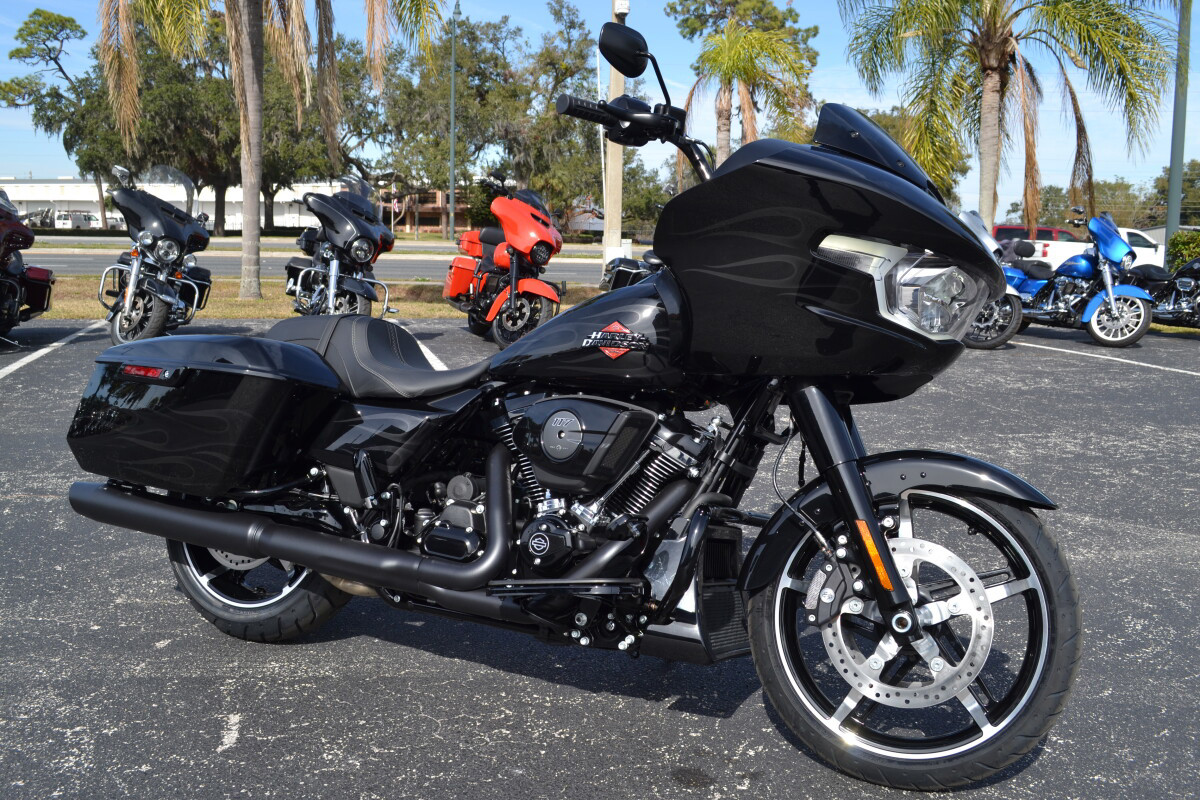 Road Glide®