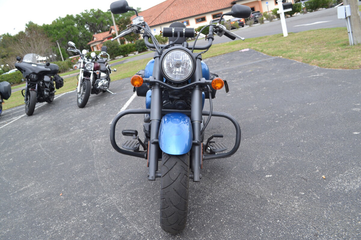 Vulcan 900 Classic LT