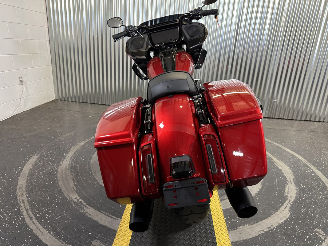 Road Glide®