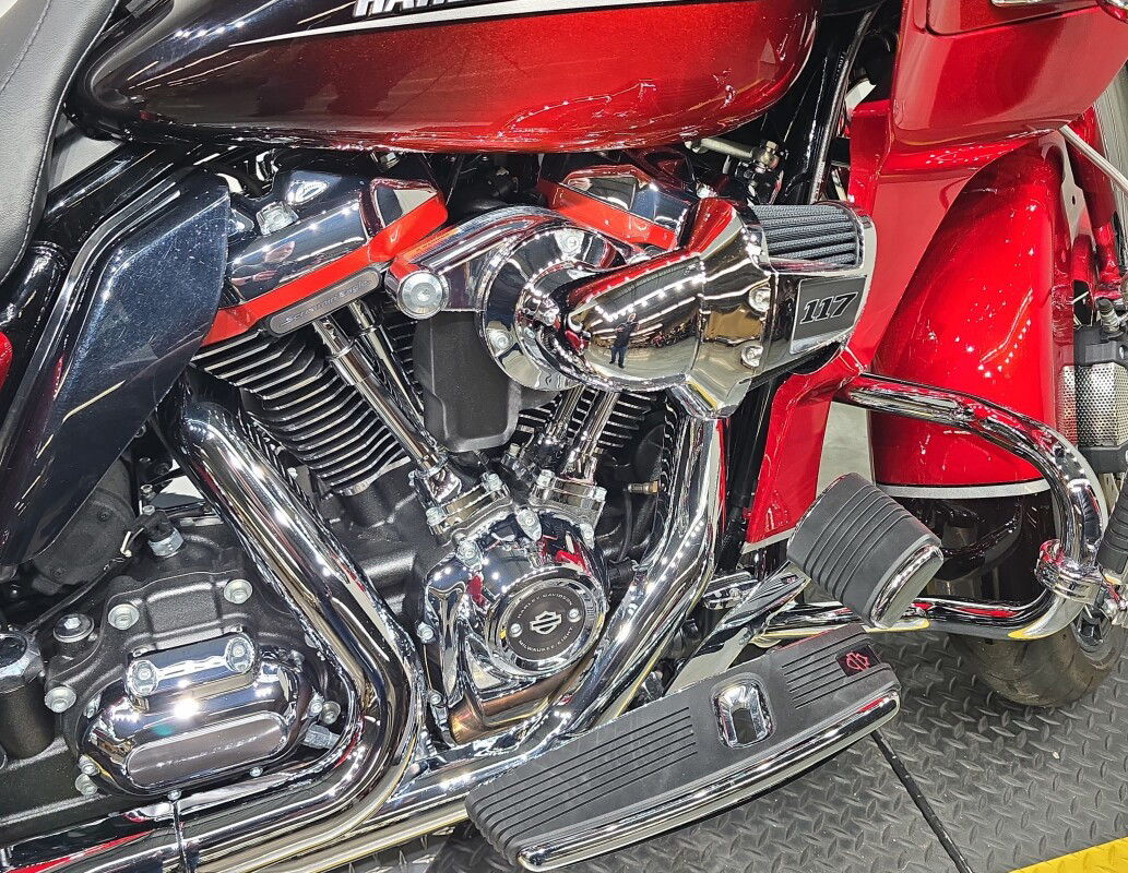 CVO® Road Glide®