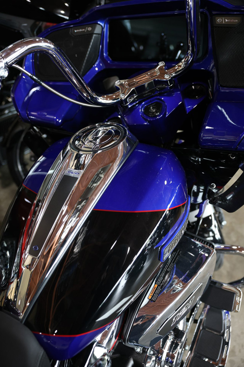 CVO® Road Glide®