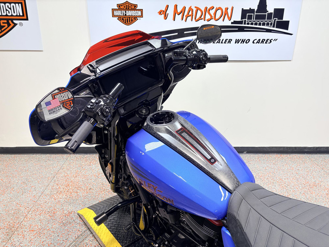 CVO® Street Glide® ST