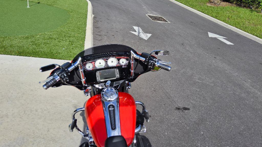 Street Glide®