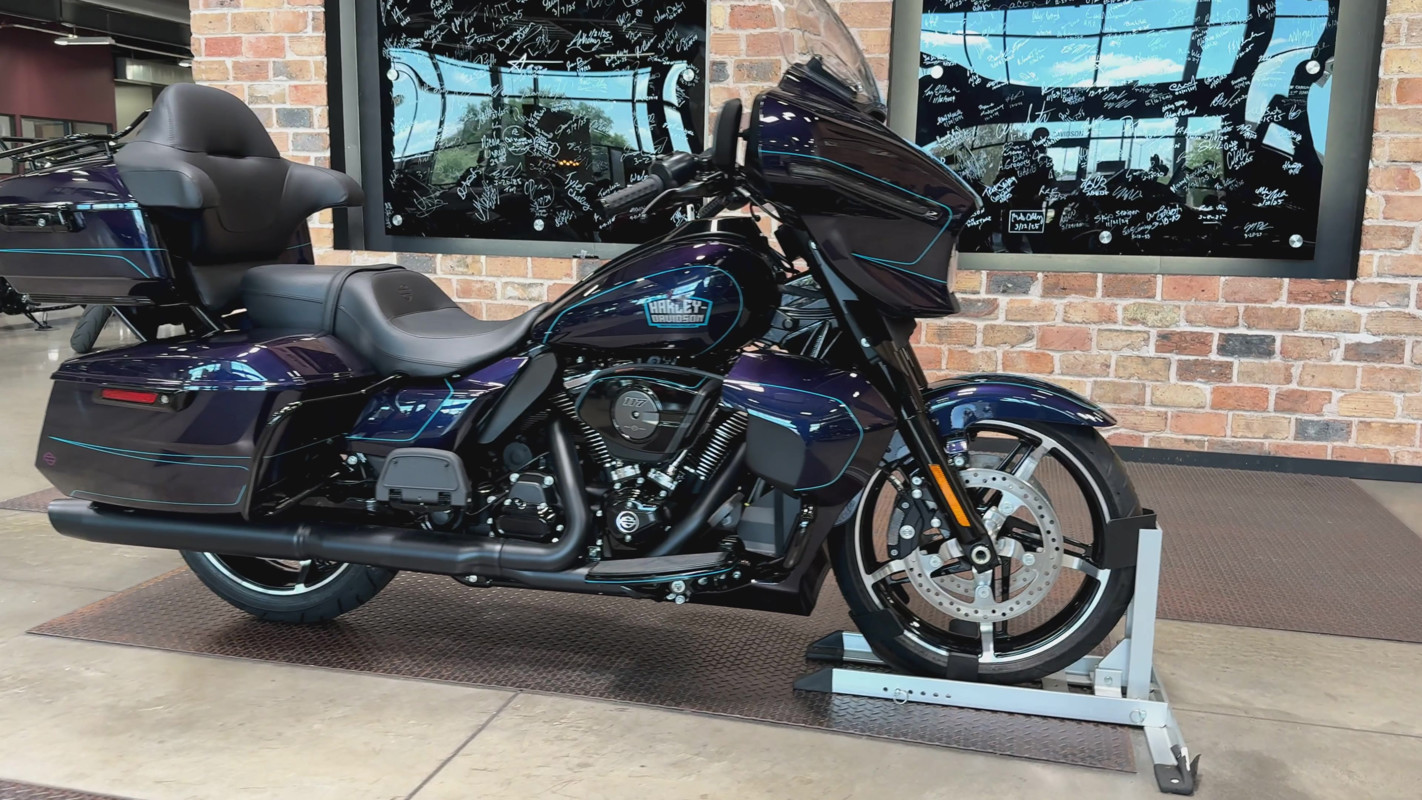 Street Glide® Ultra