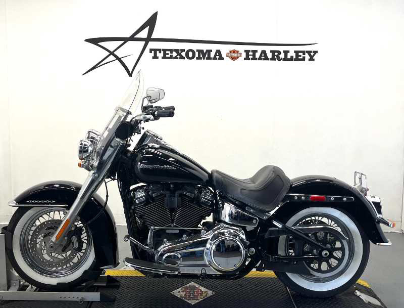 Softail® Deluxe