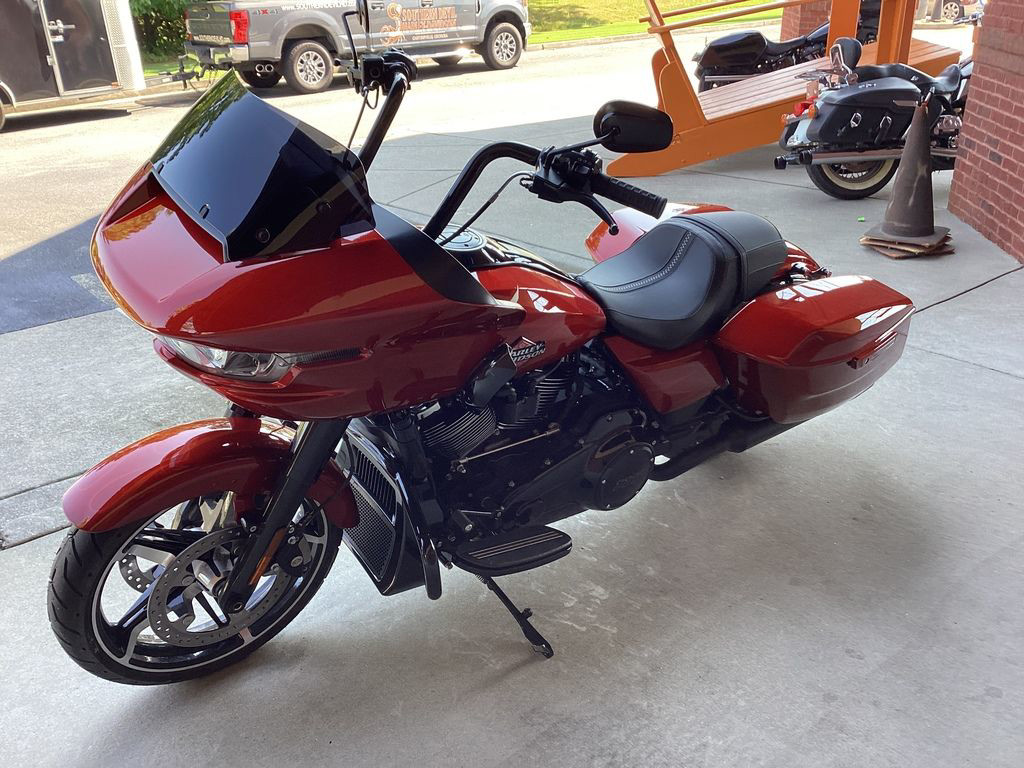 Road Glide®