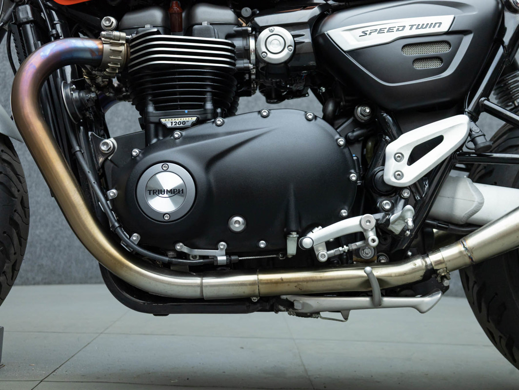 Speed Twin