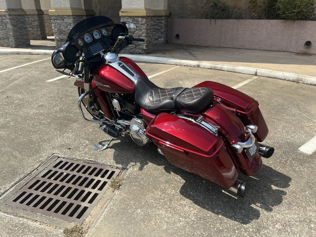 Street Glide® Special