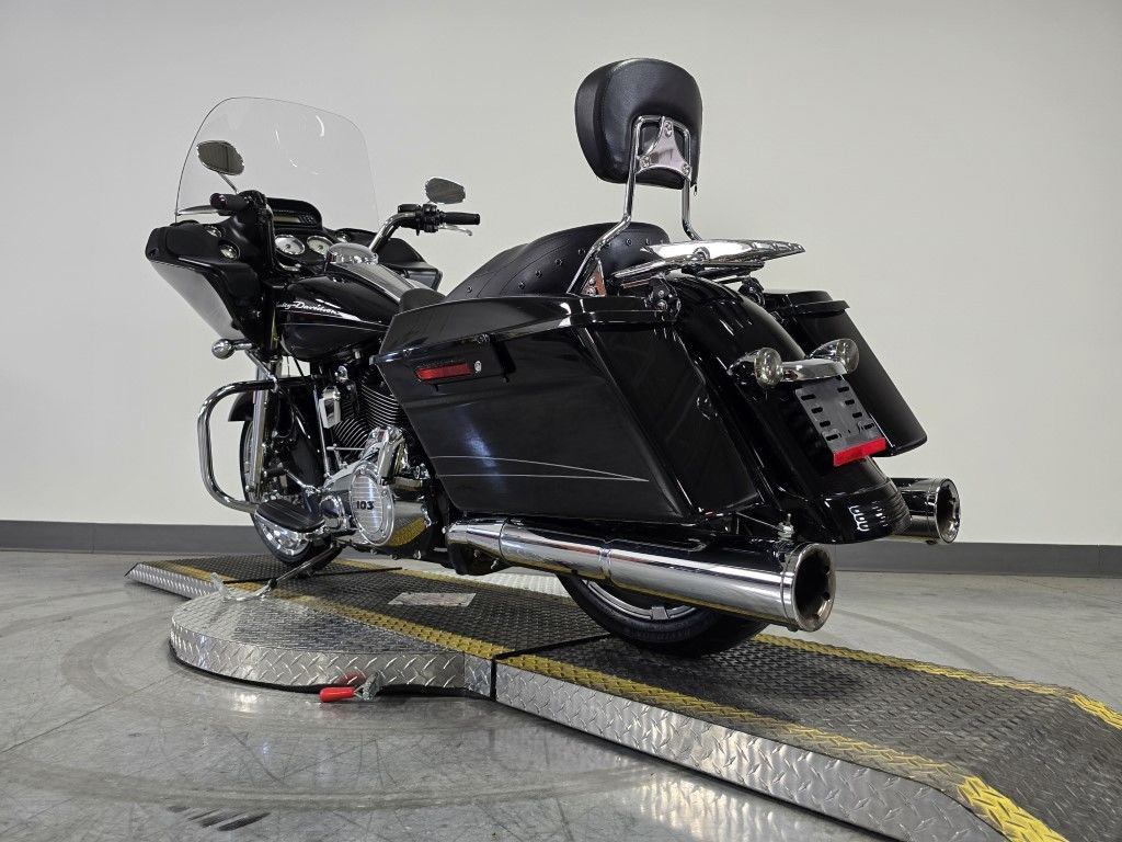 Road Glide® Custom