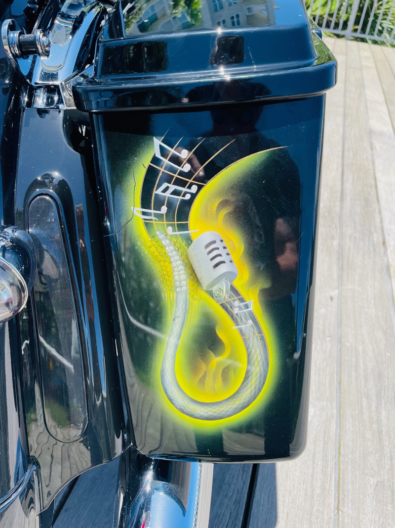 Street Glide®