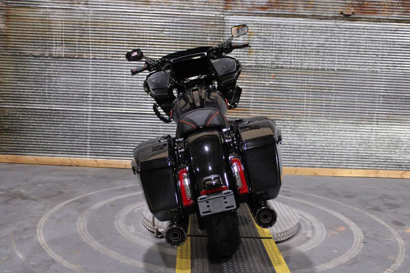 CVO® Road Glide®