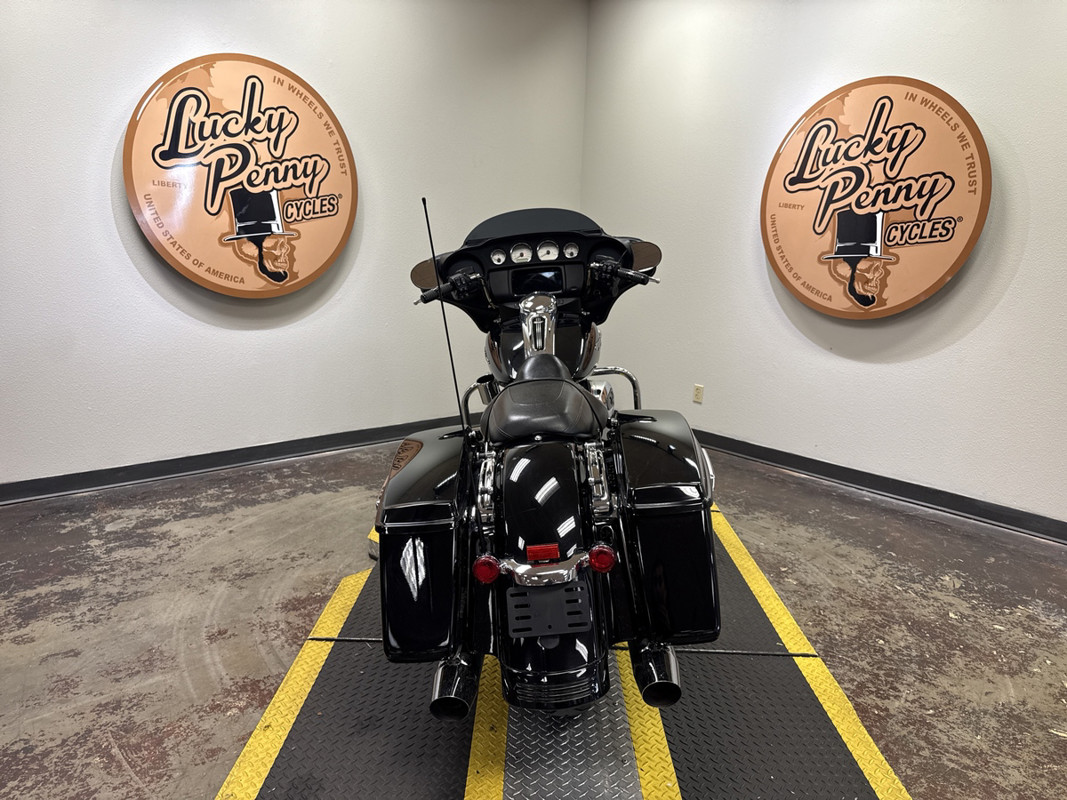 Street Glide®