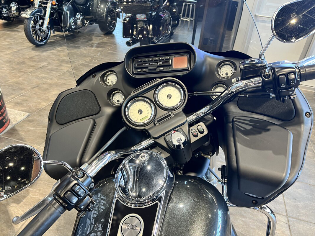 Road Glide®