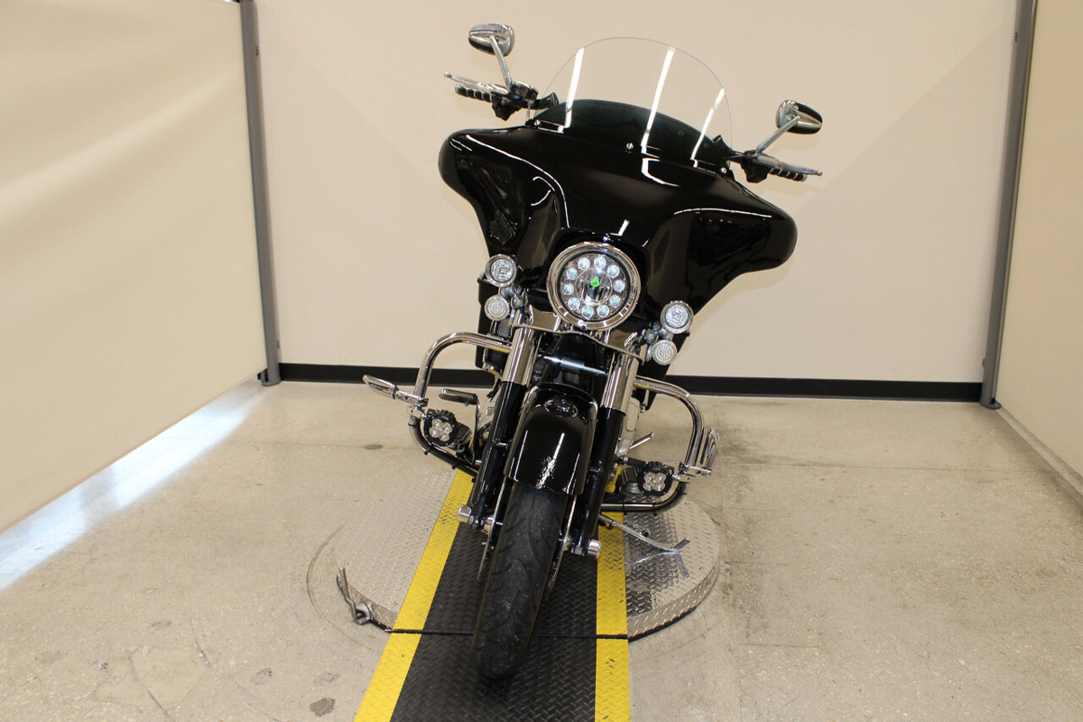 Street Glide®