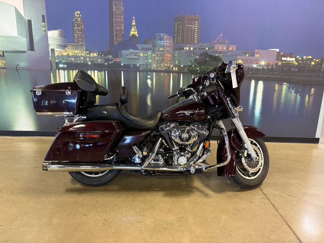 Street Glide®
