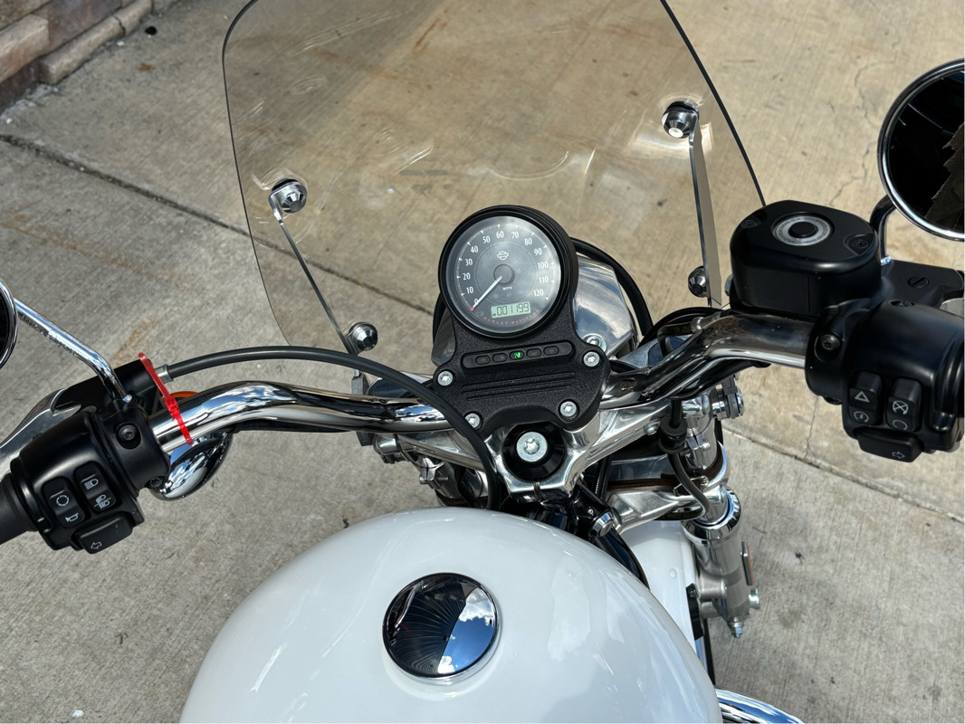 Sportster® SuperLow®
